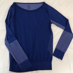 Nike Dri-Fit Long Sleeve Workout Shirt Run…